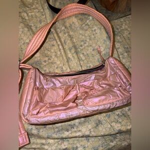 BAGGU METALLIC PINK CARGO SHOULDER BAG DEADSTOCK